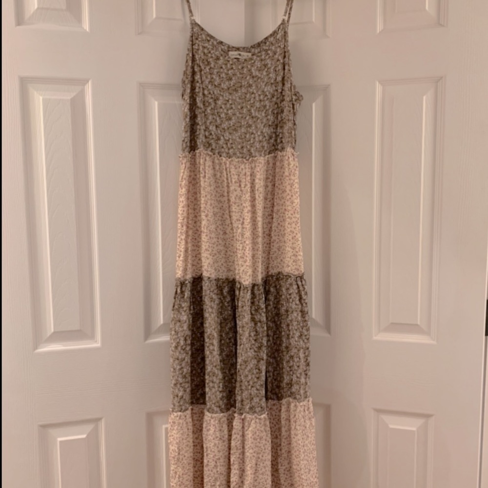 Natural life. Size M. Maxi dress. Floral print.